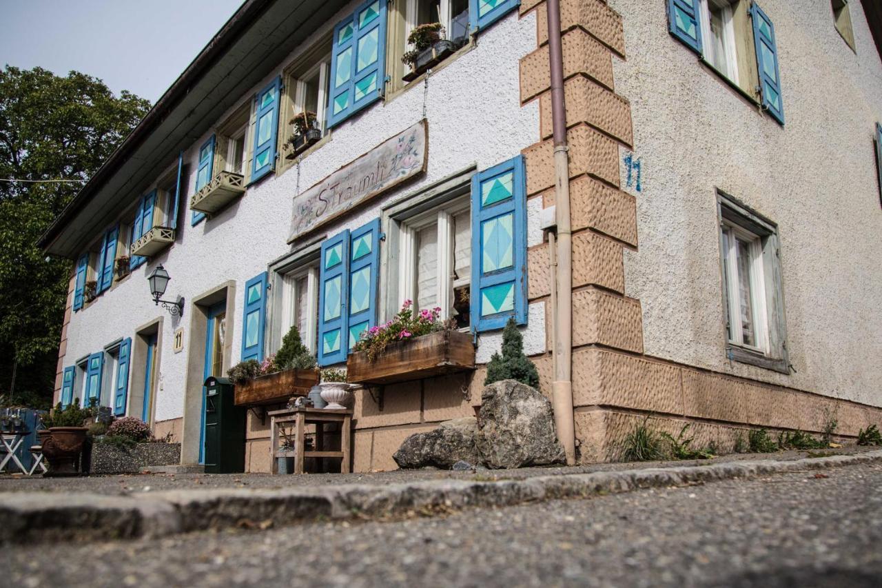 Straeumli Bed And Breakfast Eigeltingen Екстериор снимка